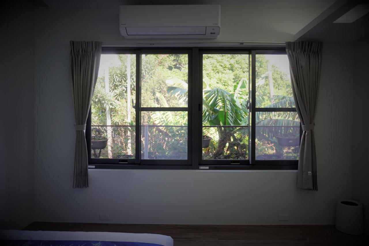 蘊慢築 茶花藝主題民宿 Yun Man Zhu Homestay Gongguan Buitenkant foto
