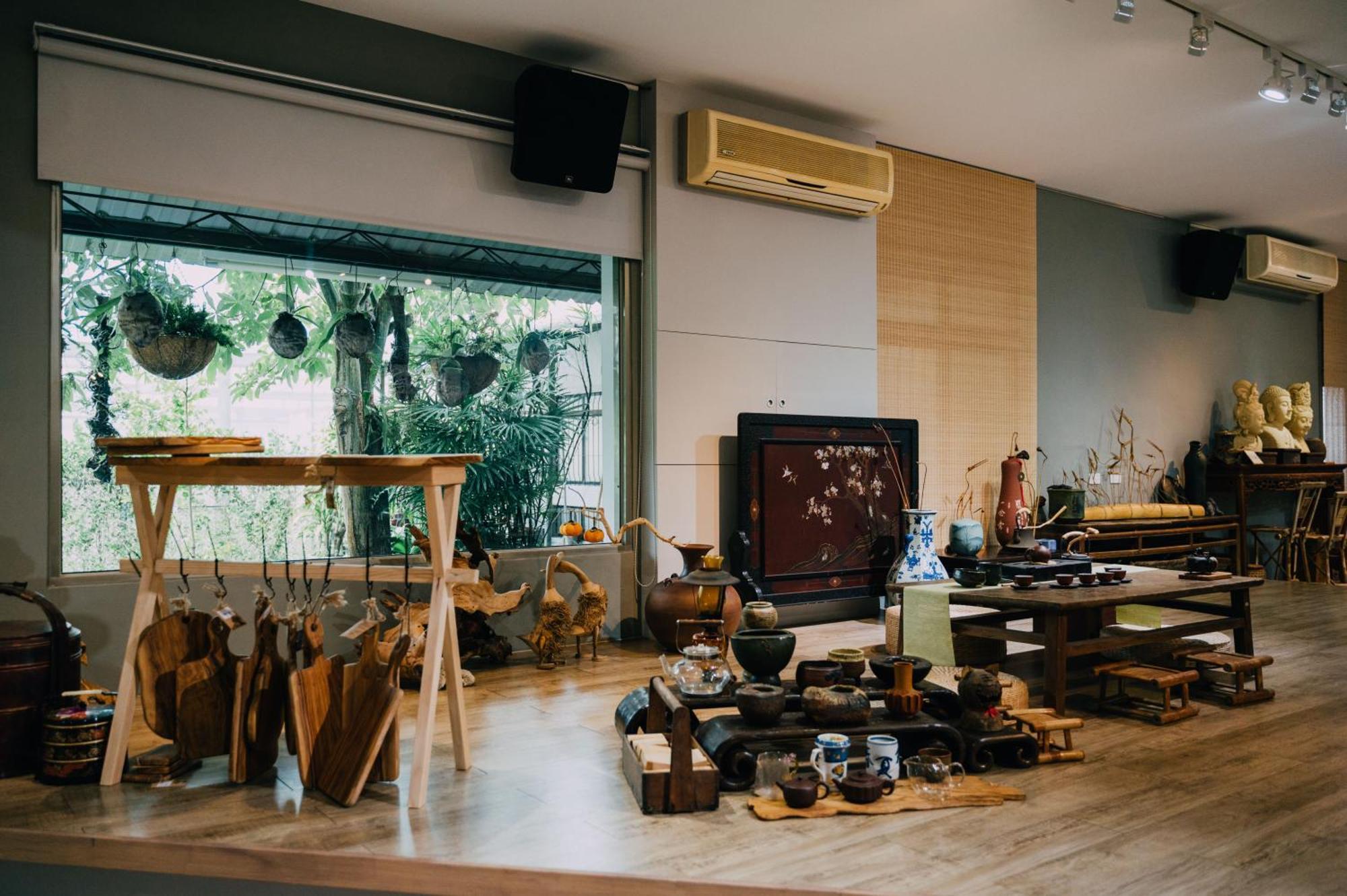 蘊慢築 茶花藝主題民宿 Yun Man Zhu Homestay Gongguan Buitenkant foto